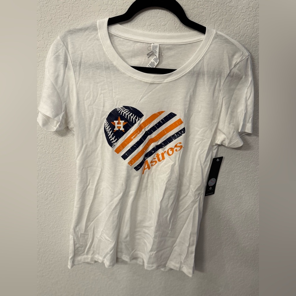 NWT- Astros White T-Shirt with Heart Design